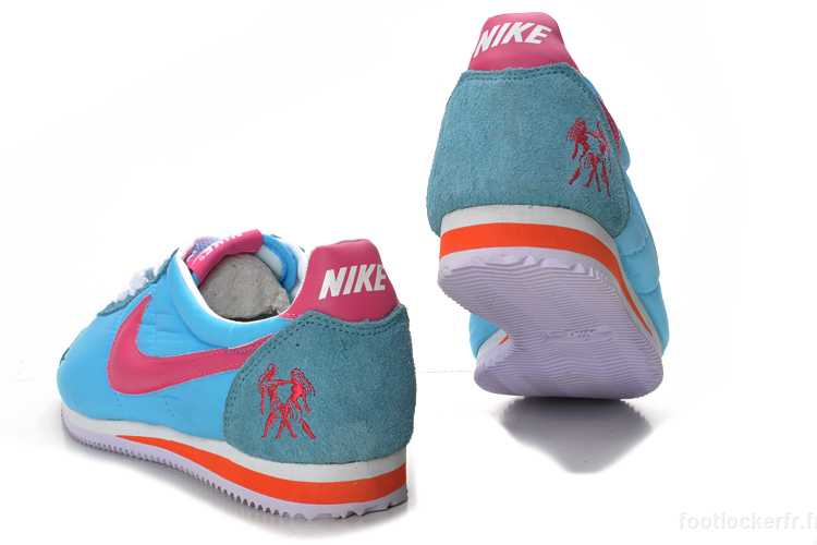 nike cortez 2012 pascher boutique nike cortez pas cher us9.5,eur43,uk8.5 boutique31
